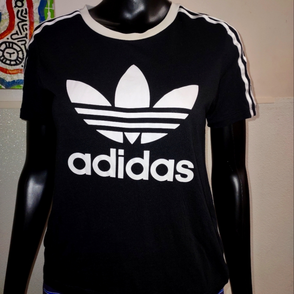 "ADIDAS" FITTED TEE